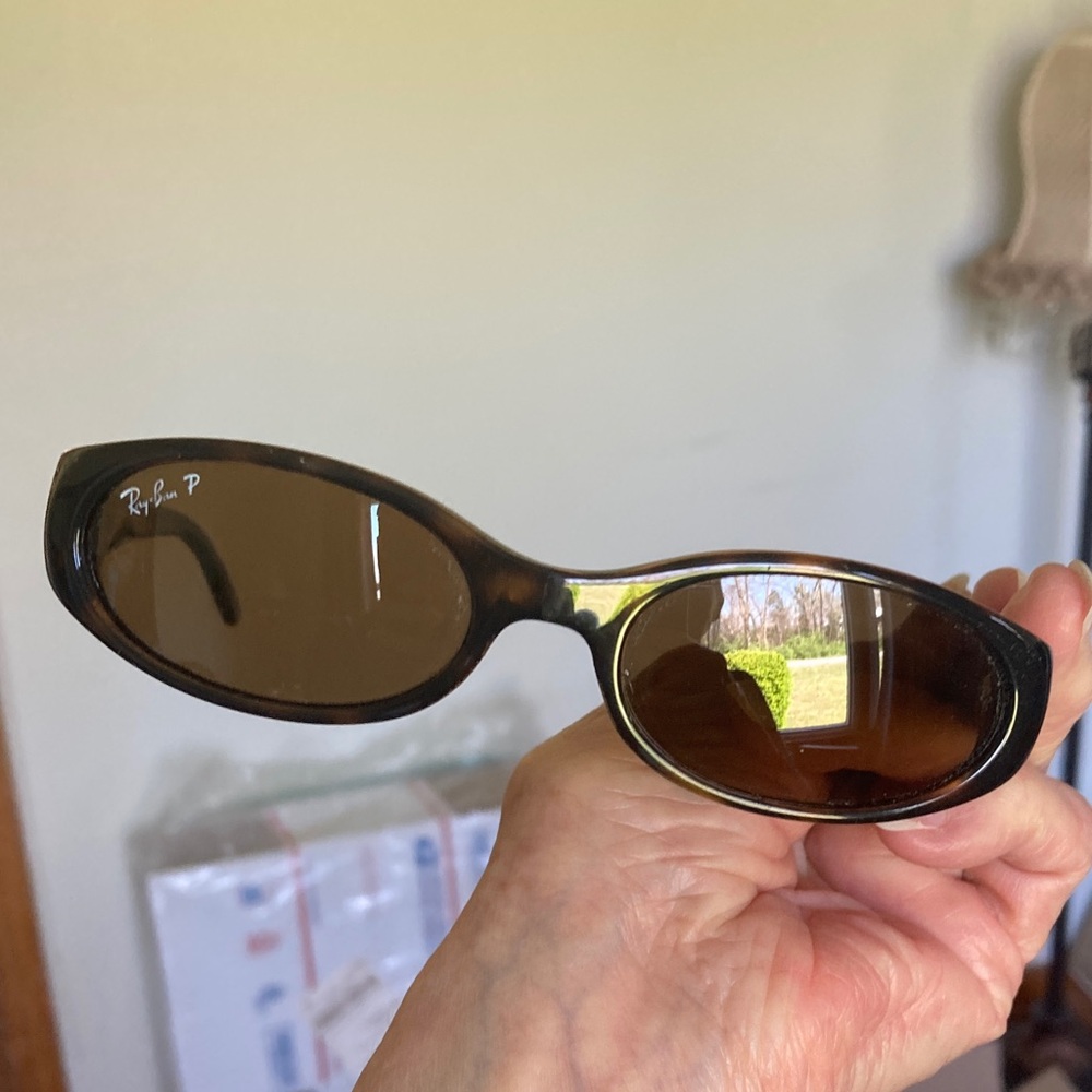 Ray-Ban Olive Green Lens Sunglasses with Brown Case men/women - Picture 5 of 8